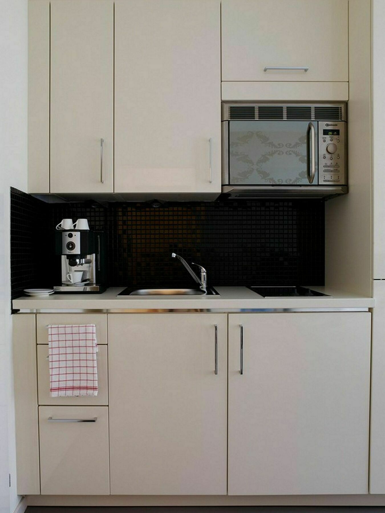 Visionapartments Waffenplatzstrasse - Contactless Check-In Цюрих Екстериор снимка